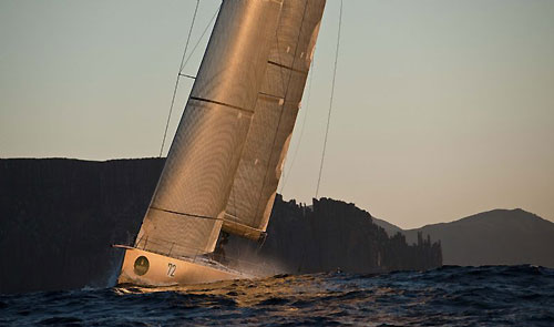 Niklas Zennstr&ouml;m&rsquo;s Judel Vrolijk 72 R&aacute;n sailing off Tasman Island and about to enter Storm Bay, during the Rolex Sydney Hobart Yacht Race 2009. Photo copyright Rolex, Kurt Arrigo.
