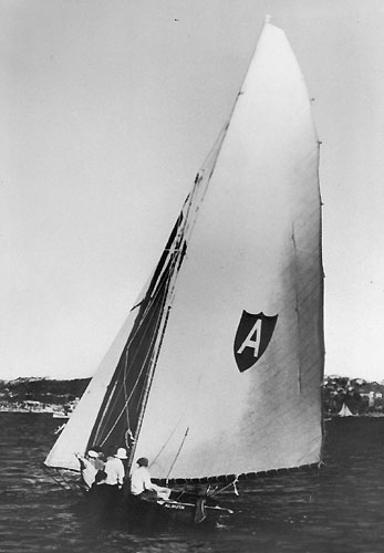 Alf Beashel&rsquo;s 18 footer Alruth on Sydney Harbour. Photo copyright, The Australian 18 Footers League.